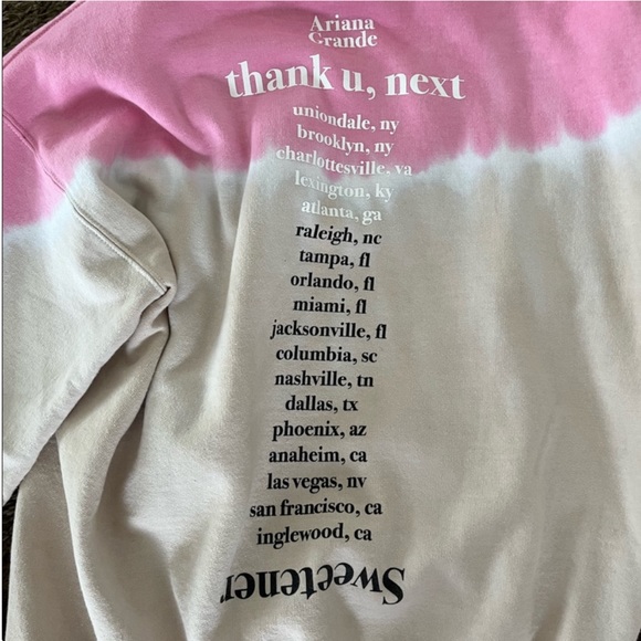 RARE Ariana Grande “Thank U Next” Crewneck - S - Picture 4 of 4